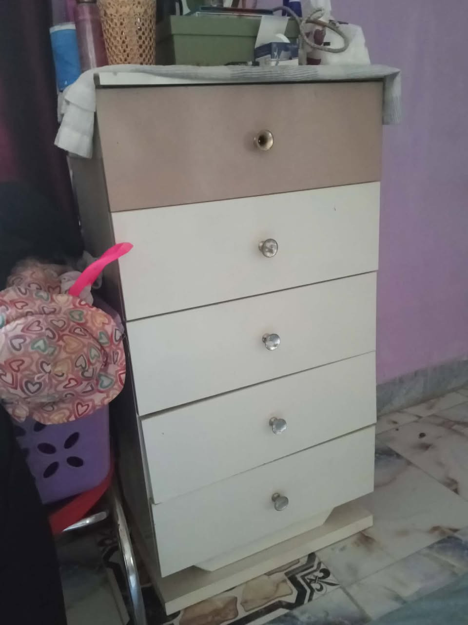 للبيع نظيفه جداً ومابيها اضرار ب250 وبيها مجال غرض البيع الانتقال


**إذا كنت صاحب هذا الإعلان وتريد حذفه لأي سبب، رجاءا أرسل رسالة إلى الدعم الفني**