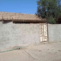 حي المدارس • دار للبيع • غرفتين استقبال