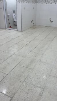 شقة كامله ديلوكس درجه اولى مساحه 120 متر تصلح سكني او شركات تجاريه مكا...