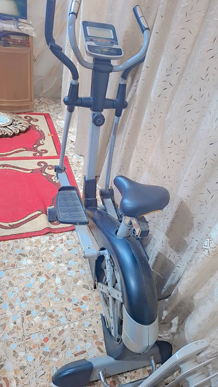 للبيع بكاني الشعله سوك النصر السعر 75 وبيه مجال ***********
