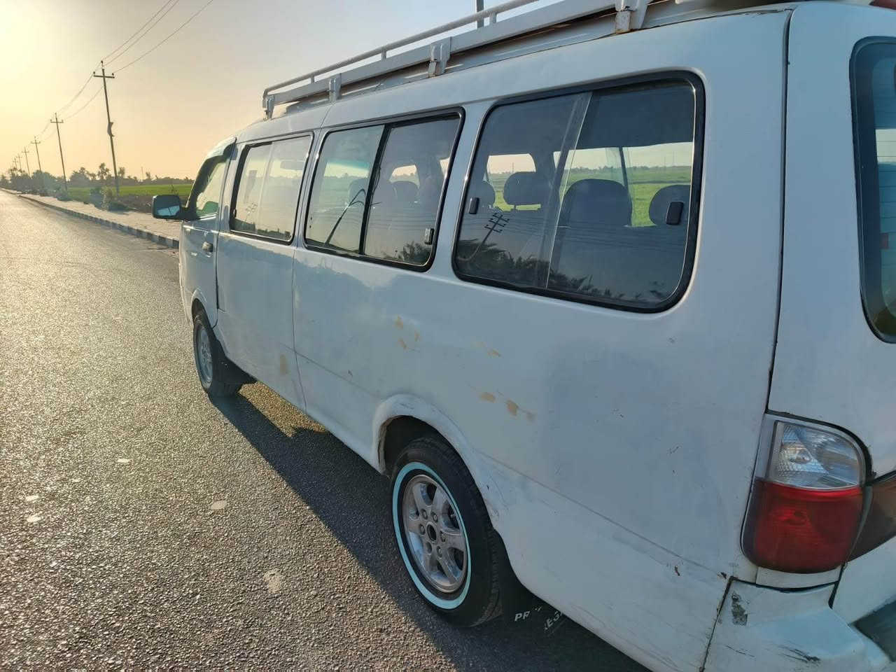 السلام عليكم كيا منغولي مديل 2005 كير مكينه مكفولات تخم تاير جديد  شاصي جه العبري امعمر فقط والبقيه كفاله امصفره هيه والمرور مكان السياره نجف/ ناحيه القادسيه السعر 115 وبيه مجال الرقم *********** النجف, العراق
