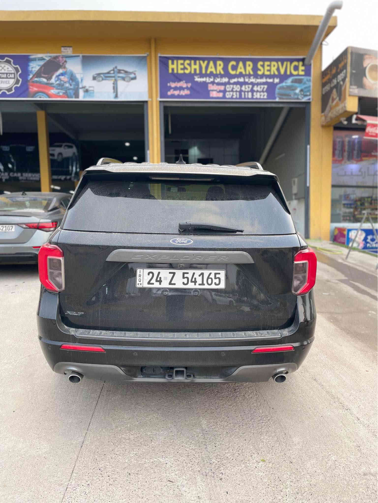 فورت EXPLORER. 2022
سياره حيل نصيف 
سياره فول مواصفات
4سلندر توربو
رقم سنوي جديد ب اسمي 
سياره ابد بيدون مصرف 
فقد 3قتعه خلفيه سبخ 
بيدون دواخل بيدون ارباك 
ماشيه 140الف 
مكان دهوك 
فقد سعر 245وره قه 
رقم موبايل *********** سميل
