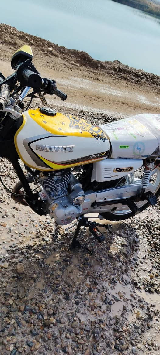 سلام عليكم دراجة سيفان 22 خير من الله شلعة فول صالنصة رياضي مكاني ديالى منصورية الجبل سعرها(575) وبيها مجال قليل
تواصل ع***********
