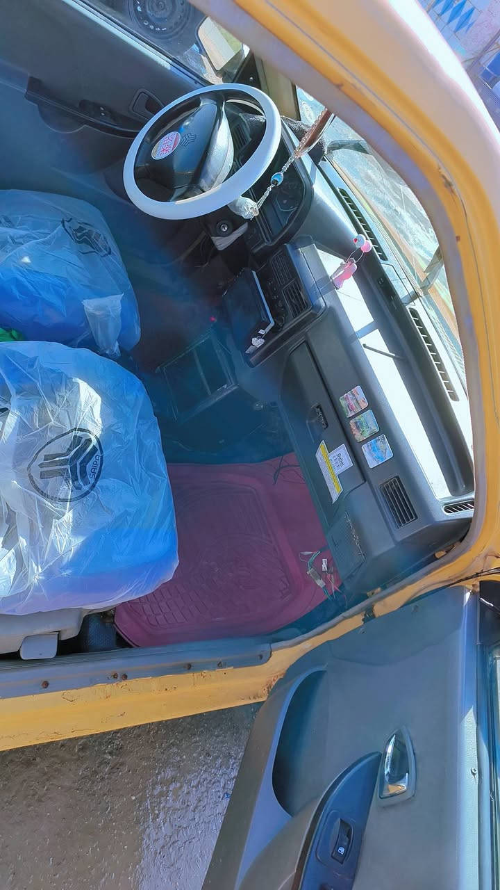 سايبه موديل 11عظم  جاهزه وحلوه نواقصها فقط بخاخات
والكير الرابع يفلت 
مكينه ابرايد حدايه حلوه وكهربائيات شغاله 
شرط المداور 
 عليها فقط 70الف هيئة غرامات مصفره 
سنويه نافذة 23 تريدها اقره المنشور عدل وتعال تدلل 
السعر 22
مكاني الديوانية قرب بانزين خان الشموس
***********
