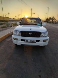 لاندكروز • ٢٠٠٧ • رقم بغداد