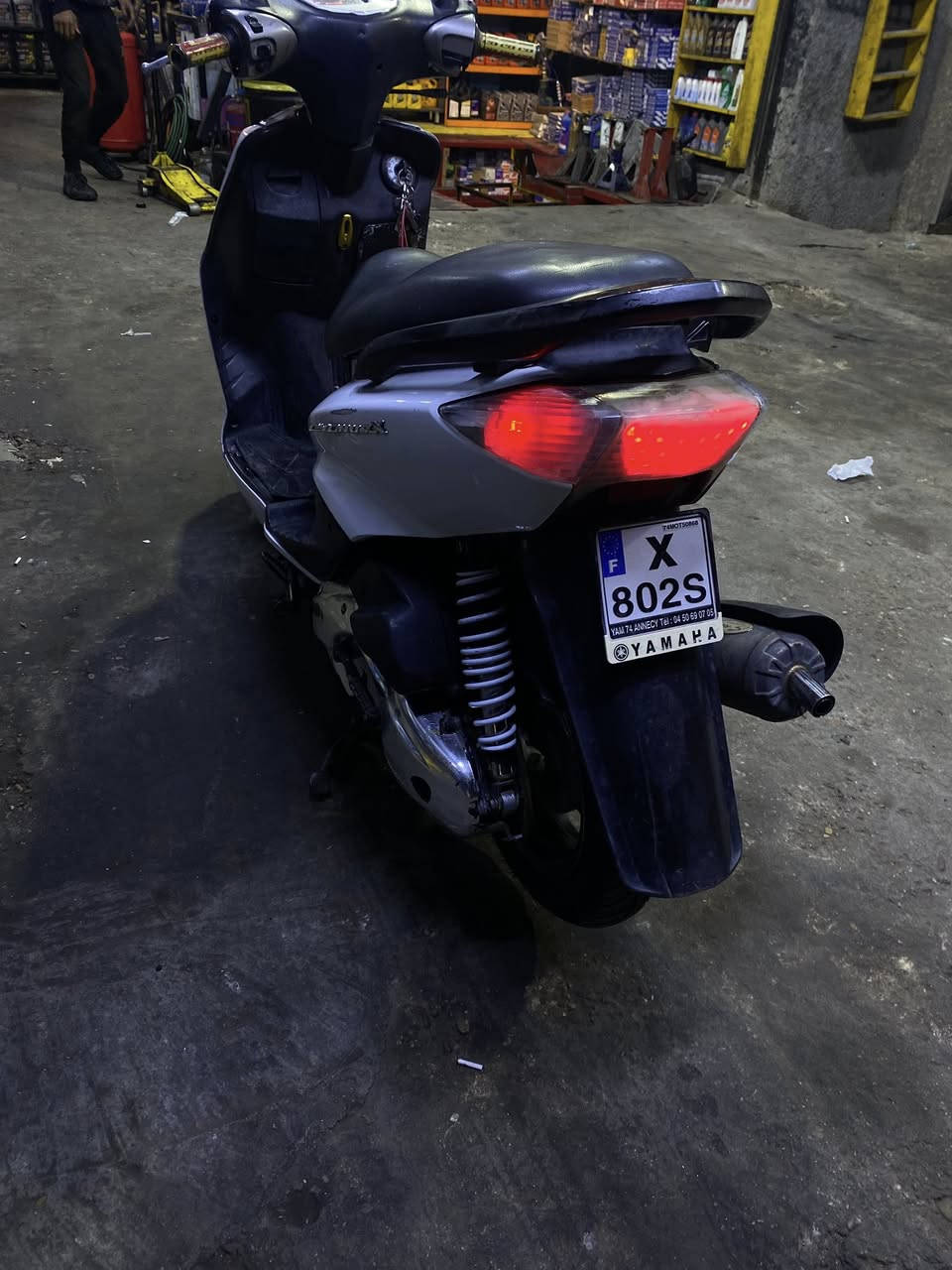 سكنس نثيه ياباني مو كوري دراجه مكينه بلادي مكفوله صوت نضوح تبخير ودراجه بيها زوج تيرات جدد دبلات بريكات كهربائيات كله شغال  بيه تزويد اصلي كلجات رياضي صالنصه رياضي خليه بكلايت رياضي  وصينيه رياضي دراجه شلعه معدل شك كاع
  مكاني الدوره ***********
