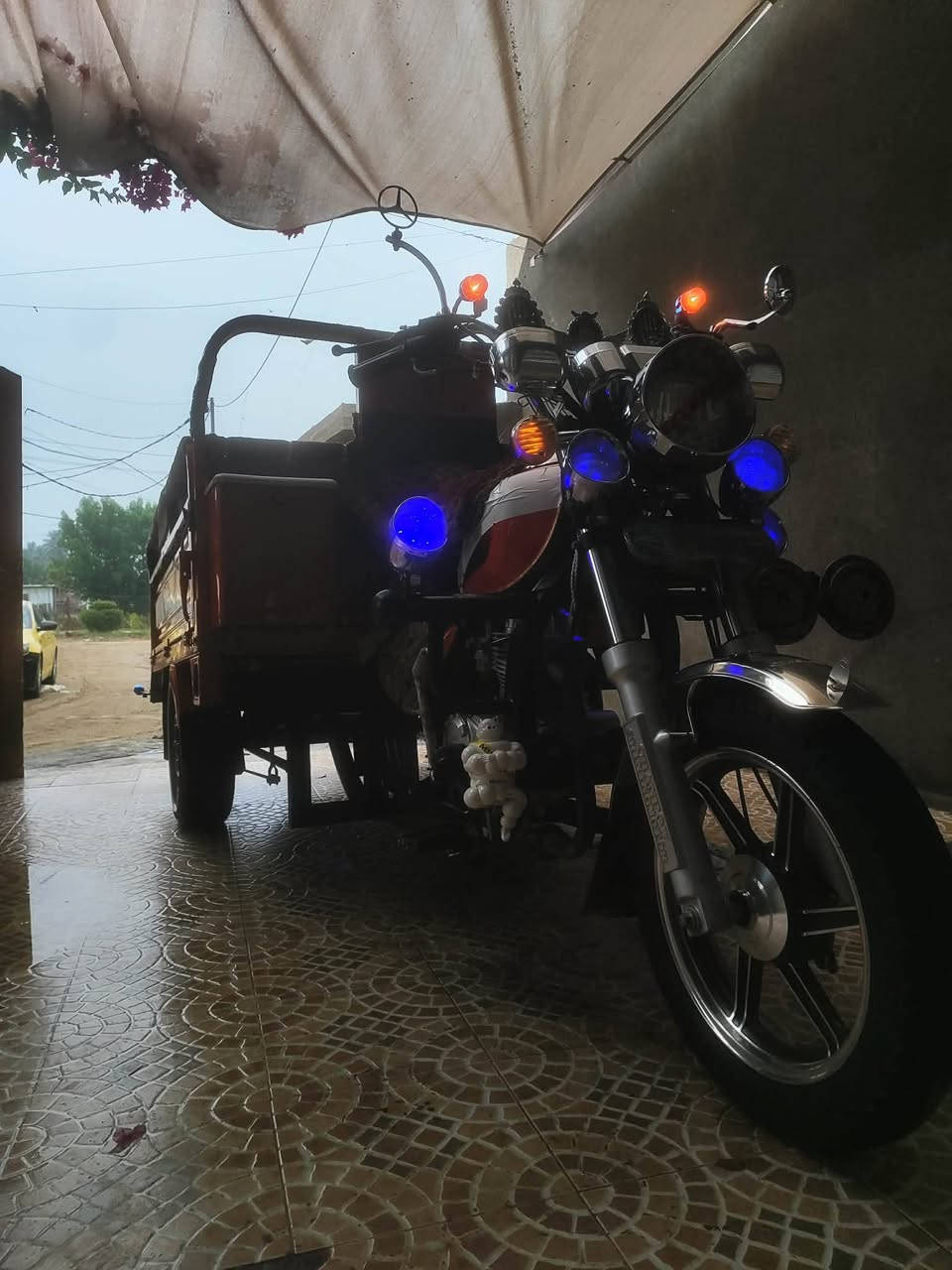 للبيع ٢٣ اصولي ابيعه كفاله من كلشي مكاني محاويل السعر ٣٢٠٠ وبيه مجال اصولي ابيعه تصل***********
