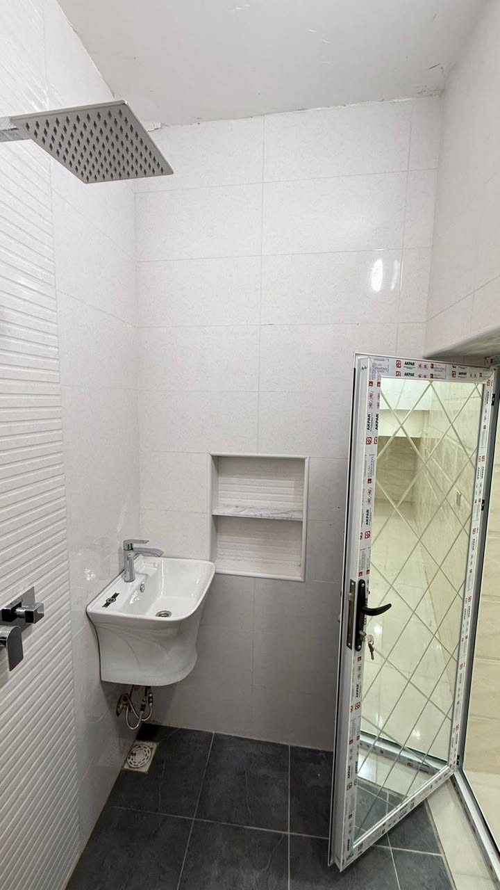 #يعلن عقارات الابداع🏠
♦️شركة عقارات الابداع ♦️

عن توفر مشتمل(٥٠) متر  

اقرار محكمه طابو زراعي سند ٢٥ موقع ممتاز جدا باسعار مناسبه جدا

🌹جنس العقار عقد زراعي ٢٥ رسمي 

🌺الموقع بغداد /الشعب/حي البساتين /شارع احمد الوائلي

 *********** 

السعر ١٠٥

💎تابع البيج ليصلك كل جديد💎

نستقبل استفسارتكم وعروضكم على العناوين اعلا الرقم

***********
