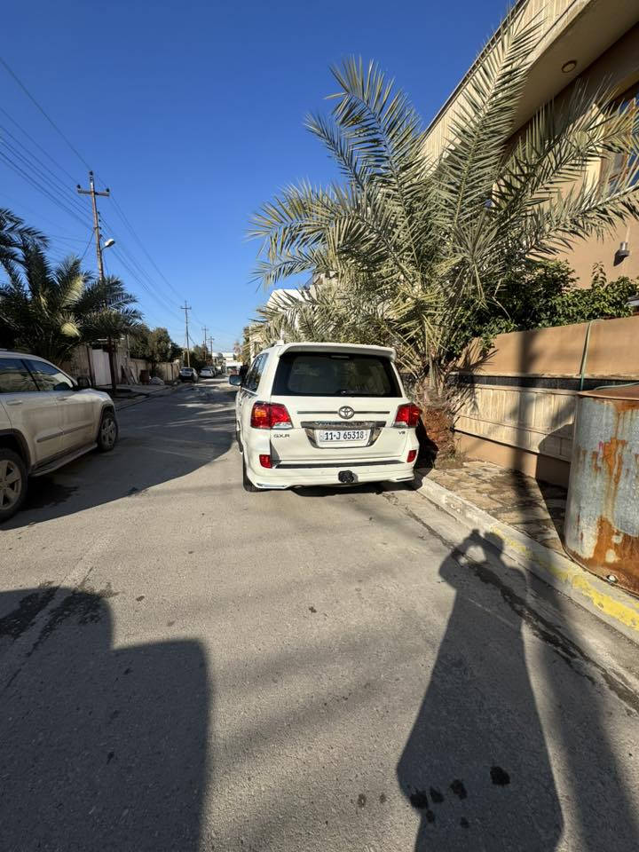 يالله لاندكروز ٢٠١٢للبيع
بريم اصل GXR
مكفوله من الضربه والصبغ
فقط بارد بيه مكانين
مكينه ٨سلندر 
مبدله جديده 
كير مكينه  حداديه خير من الله 
تبريد 
مكان سياره كربلاء المقدسه 
السعر ٣٣٠وبيه مجال لطيبين
***********
***********
