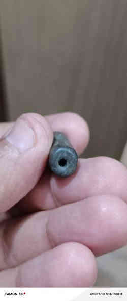 السلام عليكم خمسه احجار للبيع سعر القطعه ٢٥واذا شلع 100 بصرة *********** البصرة
