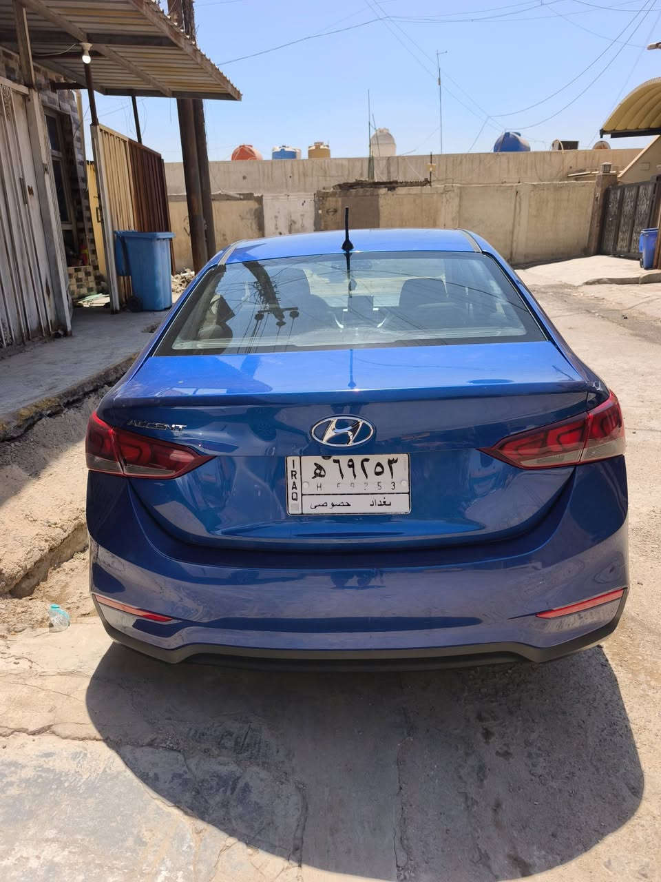 السلام عليكم 
اكسنت امريكي 2019 رقم بغداد
محرك 1600gdi كير at مرغوب
حادثها فقط باب سايق ايرباك الباب فقط موضح في الصور 
 مشروع وطني ماشيه 80 الف ميل 
 سنويه لغايه 2028 
السياره بأسم بنيه واستخدام شخصي فقط 
سياره حيل نظيفه كلشي ما ناقصها ولا شعرايه حداديه جديده تبريد زوج تايرات جديده كهرباءات وميكانيك ادامه كامله

السعر :- 104$ وبيها مجال 

للاستفسار وعندي تصوير فيديو كامل راسلني واتساب او اتصال 
***********
