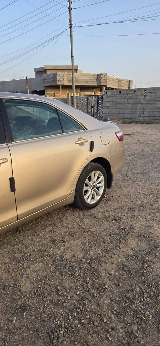 تويوتا كامري ٢٠٠٧ امريكي صبغ عام محرك جديد مال قصه بيها ملاحظات بسيطه رقم بغداد السعر ٧٥ ورقه بي مجال..مكانها..الرمادي..للاستفسار ***********
