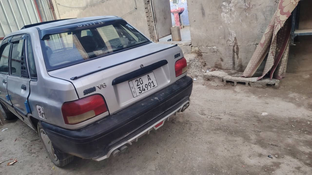 سايبا
محرك وكير وشواصي بحالة جيده
الگشر كما موضح بالصور 
السيارة بأسمي سنوية قبل أسبوعين جددتها 
السعر ٣٢ و بيها مجال  والمكان بغداد  المعامل 
***********
