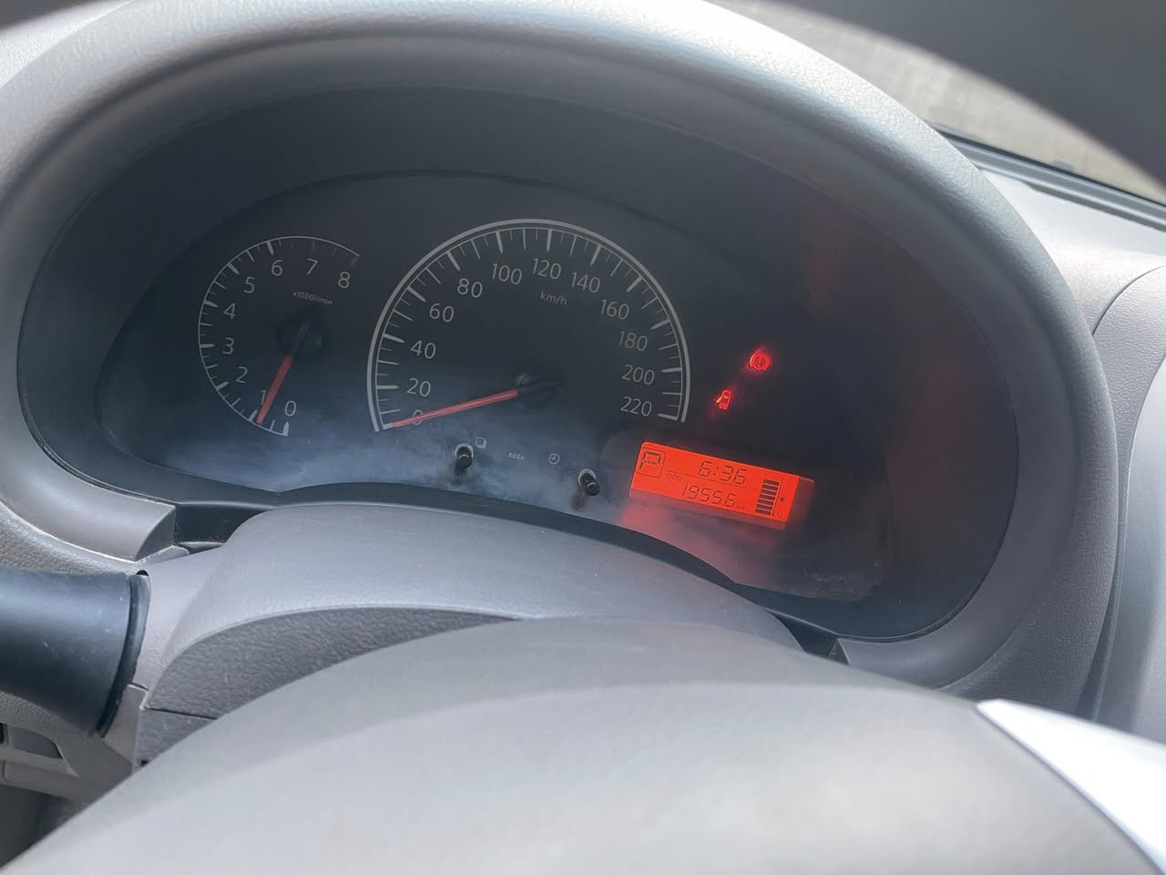سلام عليكم    سيارة نيسان سني ٢٠٢٤ لاضربة ولا صبغ ماشية ١٩ رقم بغداد *********** سعر١٢٥ وبيها مجال

