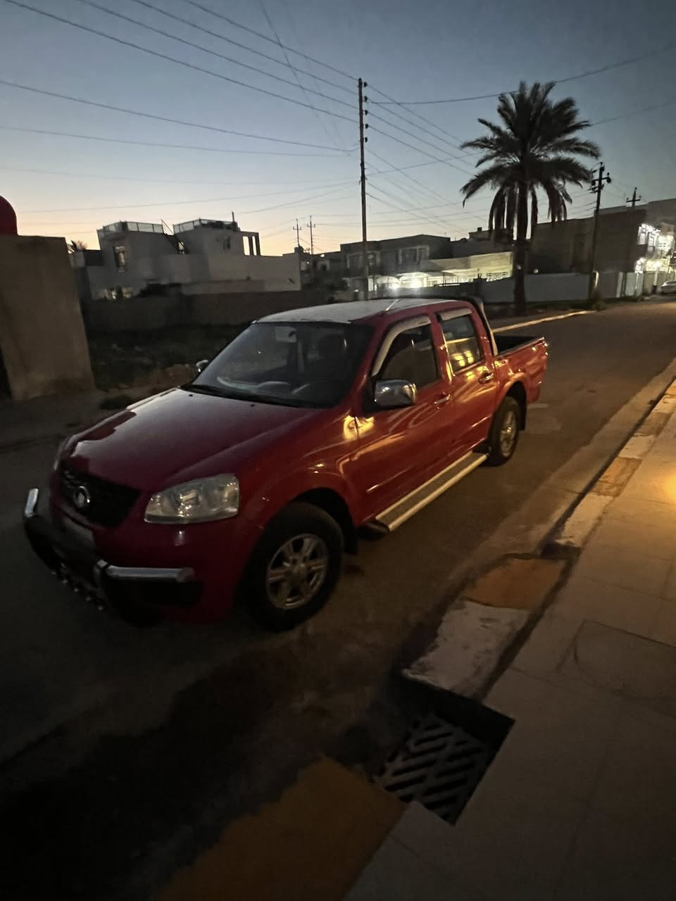 سلام عليكم للبيع كريت ويل 2015 رقم بغداد سياره جديده مابيهه نقص ماشيه 130 سعر 80 مكان بغداد المدائن ***********
