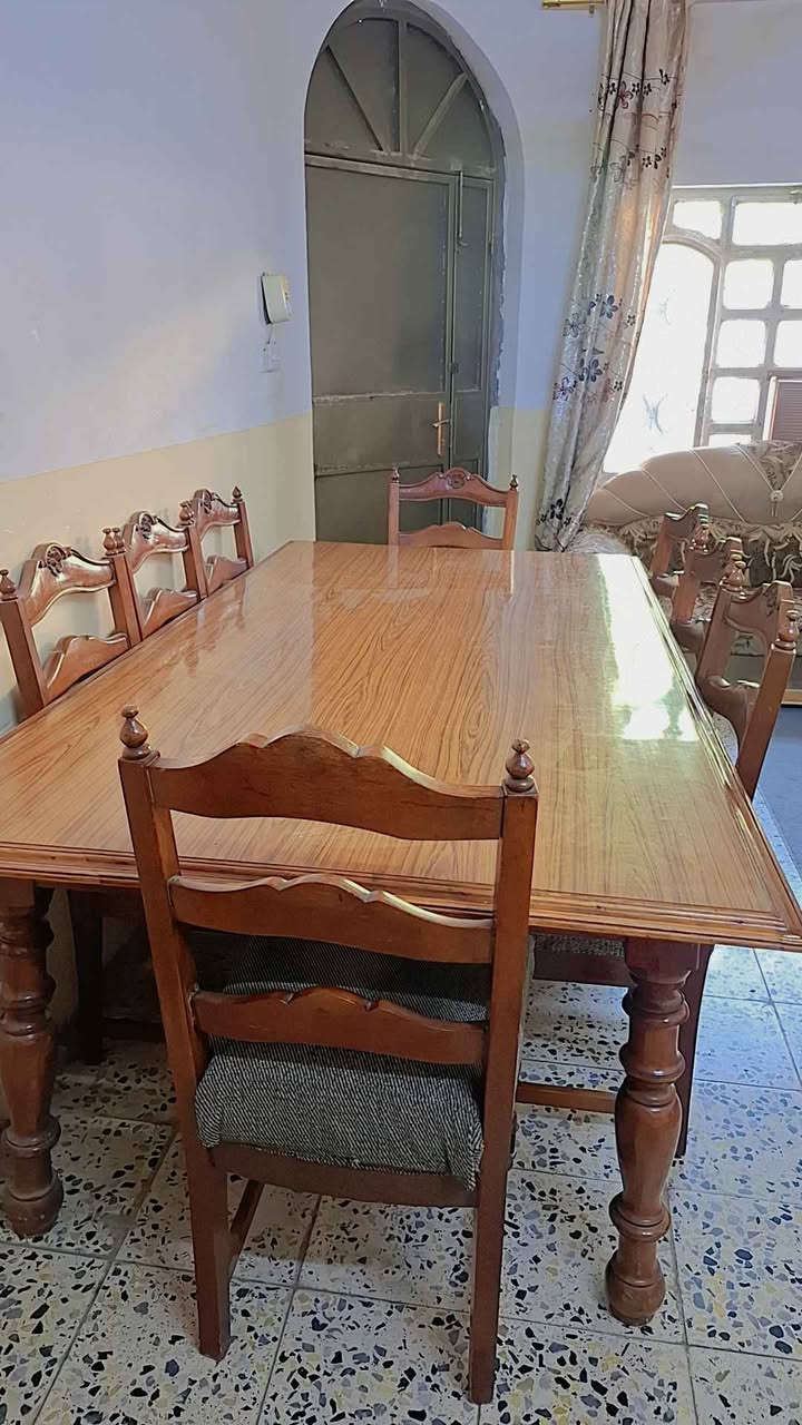 ميز طعام خشب زان ثقيل ٨ كراسي بغداد, العراق


**إذا كنت صاحب هذا الإعلان وتريد حذفه لأي سبب، رجاءا أرسل رسالة إلى الدعم الفني**