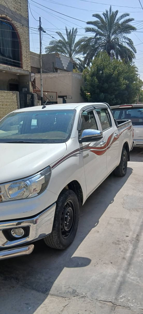 هايلوكس موديل 2020 كير عادي ممشى السياره 147 الف رقم سليمانيه وبأسمي السنويه تنتهي سنه 2030  السياره مدوشمه أرضيه وكشنات السياره مكفوله ماعدا طخه بسيطه ممصلحه بالبابين عكس السايق
السعر 225 وبيها مجال
للاتصال او الواتساب
***********
