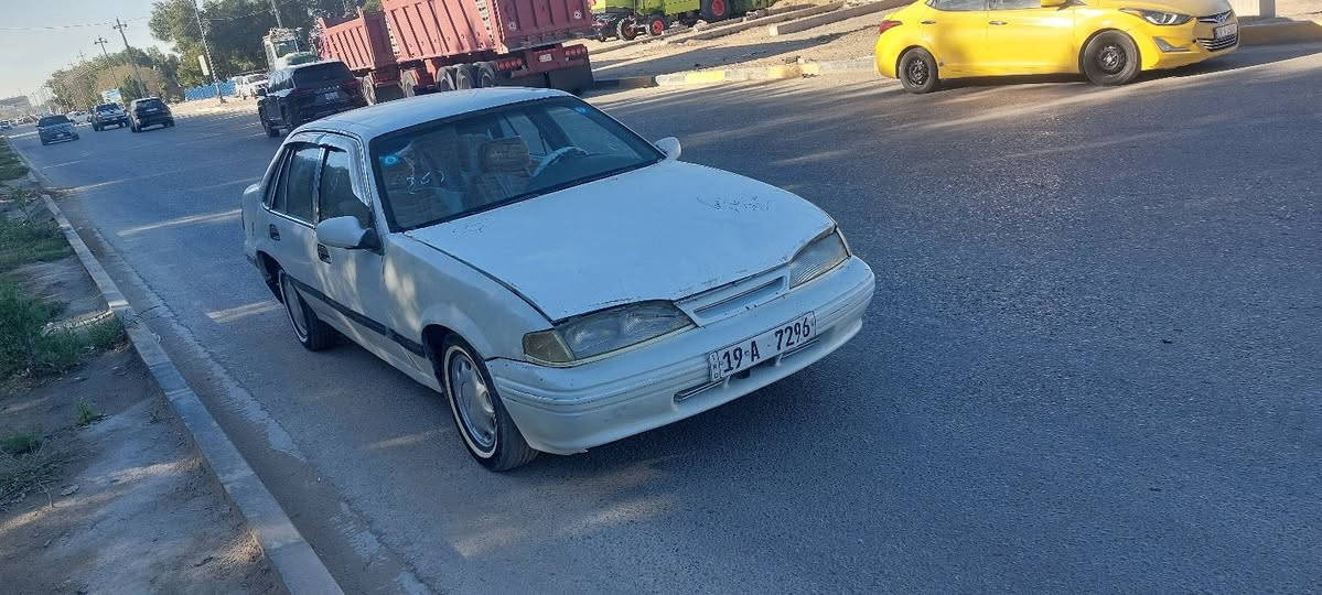 دايو برنس موديل93 رقم كربلاء دولي سياره جاهزه محرك بلاد اوتماتيك السياره جاهزه من كلشي والكشر شوفت عينك الشراي يتصل *********** عنواني كربلاء والسياره شرط تجويل السعر22ورقه
