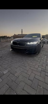 BMW 530i Mpackage السلام عليكم bmw530i ام بكج داخل وخارج   السياره فول...