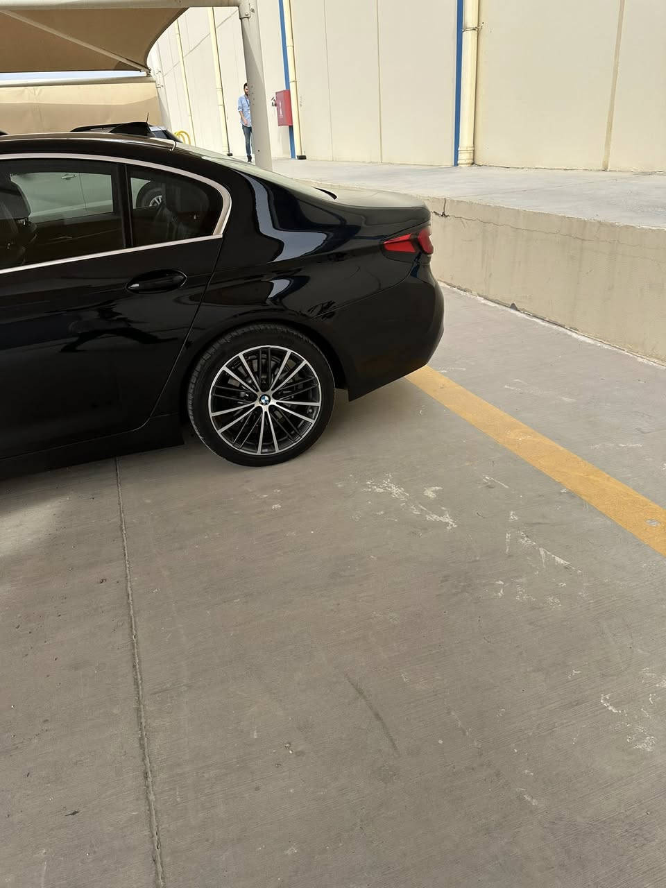 530i موديل ٢٠٢١
حادث السيارة خفيف صبغ بنيد فقط مع PDR طرف الجاملغ الامامي  بدون دواخل او شاصي شرط 
ايرباك دشبول راجع سستم 
رقم الشاصي WBA53BH08MWX18702
السيارة نظيفة جدا وبدون اي نقص ولا مسج 
ماشية ٧٢ الف مايل 
مواصفات السيارة 
- تشغيل عن بعد 
- اوتو ستوب 
- رادار امامي + خلفي 
- لايت اوتو 
- ماسحات جام اوتو 
- سلايد 
- دخول ذكي للسيارة بصمة ٤ بيبان 
- اوتو هولد 
- تدفئة كشنات 
- نظام الايماءات من بي ام دبليو 
- صندوك كهرباء مع فتح وغلق بالرجل 
- كشنات كهرباء مع خزن ميموري 
- سلايد روف 
- انارة داخليه ٧ اللوان 
- تحديد مسار 
- نقطة عمياء 
- تبريد منفصل للسائق والراكب 
- شاحن لاسلكي 
- داتاشو 
- شفتات ستيرن 
- ستيرن كهرباء
- حساسات امامية وخلفية 
- مري قلاب عند الرجوع 
-  نانو سيراميك ٣ سنوات مع مواصفات اخرى 
- تايرات جديدة نوع دنلوب مبدلها قبل شهر تقريبا 
- السعر ٣٤٥$ وبي مجال قليل


**إذا كنت صاحب هذا الإعلان وتريد حذفه لأي سبب، رجاءا أرسل رسالة إلى الدعم الفني**