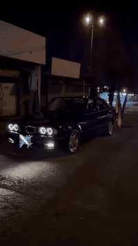 السلام عليكم
BMW 525
1989
رقم اربيل سنويه ساقطه
سياره بدون ضربه مصبوغه عام للجماليه
نخم تاير جديد
ومنضومه بانزين توني مسويهن بلكات ونوزلات وفلاتر كله جديد محرك بي شويه تبخير السياره
كهربائياتها كله شغاله
عارضها 42 وبيها مجال للشراي والي يشوفها غاليه اللّٰه يرزقك باحسن منها عنواني بغداد تقاطع درويش مال البياع للتواصل واتساب او علي الخط
***********
