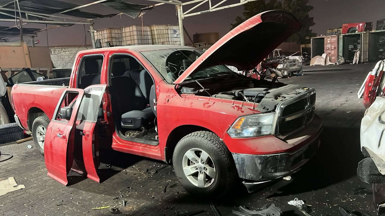 محلات الكعبي بغداد جسر ديالى الجديد *********** /
ادوات دوج رام كلاسك / بك هورن / تفصيخ / جديد
