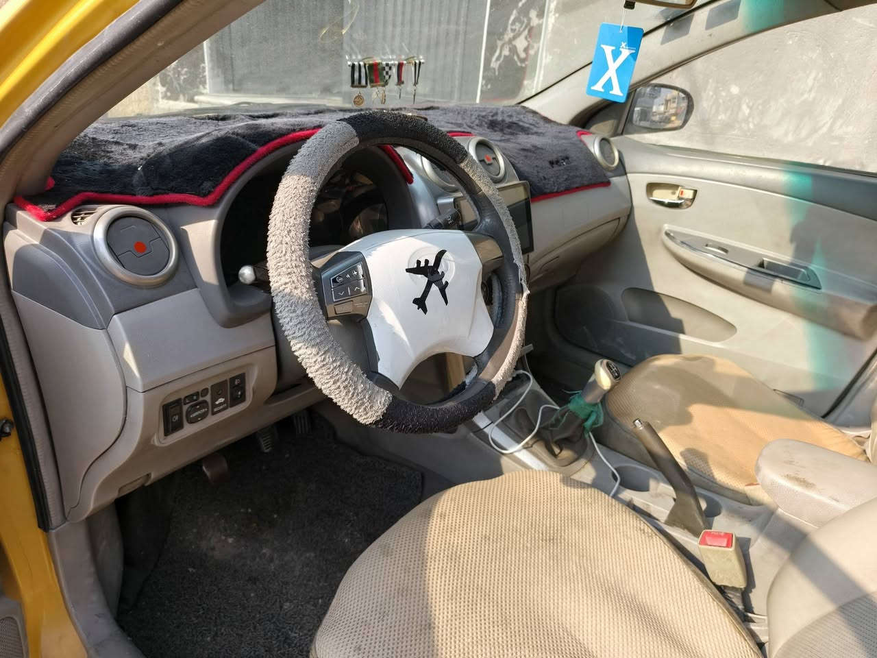 سلام عليكم
بيوايدي جي 3 موديل 13 مكينه كير مكفولات هوندا كوري بصمة تشغيل تحكم مرايات جانب سنتر لك تخم تاير  جديد شاشه تاب اندرويد كبيره فتحه سقف رقم إنكليزي سنويا 2027 تحويل مباشر مصفره هيه وما عليه غرامات السعر 50 ورقه  واي استفسار
 اتصل *********** مكاني بغداد العبيدي
