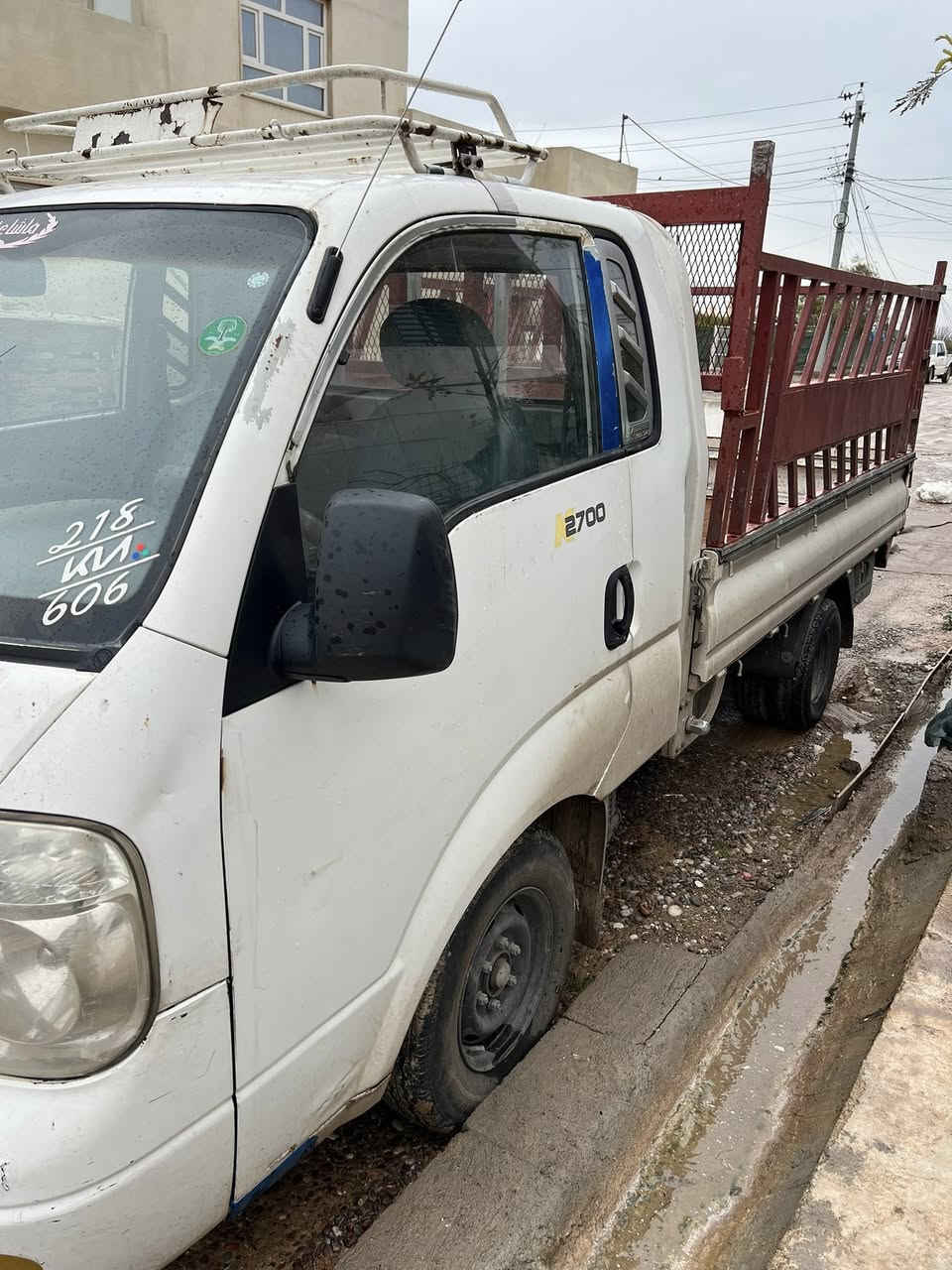 کیا مۆدێل2011
گێڕو مەکینەو  شانسی و ئەکسل بەشەرت 
چوار تایەی نوێ لەسەرە 
بەناو کردنی بەشەرتە 
هەزەوو سەنەوی بەسەر چووە  
مەکینە 2700 
چەمچەی خۆی لەگەڵە 
شوێن هەولێر 
ڕەقەم مۆبایل ***********
