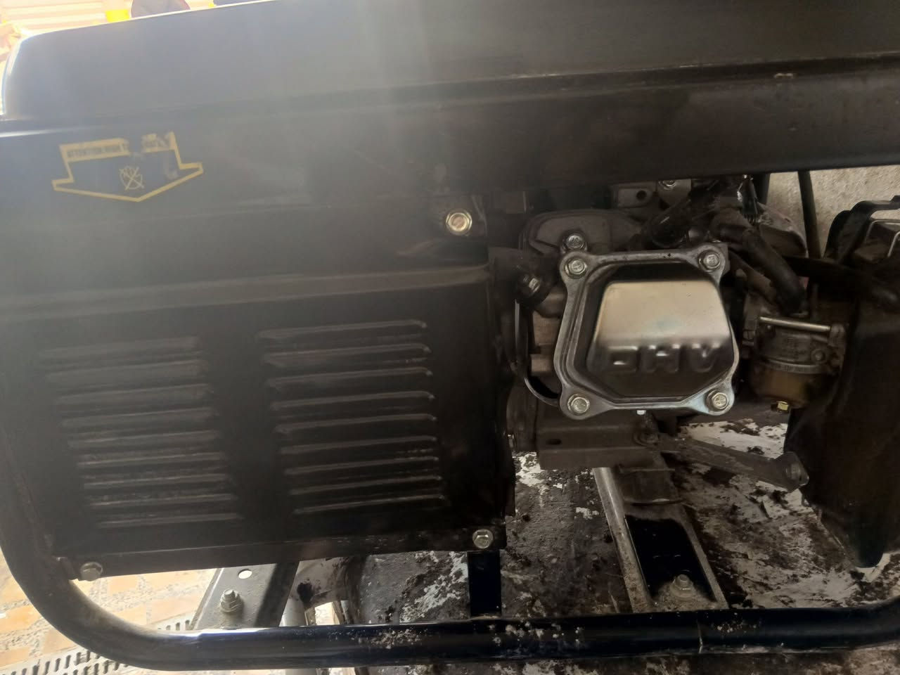 من رخصه الادمن مولد ٤كيفي جديده مشتغله نص ساعه فقط ونتركت سعر١٥٠بغدادحي العامل ***********
