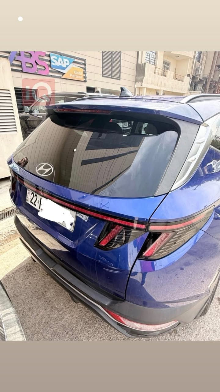 Hyundai Tucson

‏‎هيونداي توسان موديل 2022‏‎

‏‎الضرر موضح بالصور فقط شرط الفحص شاصي كير محرك كفاله

‏‎مواصفات فول مواصفات

فتحه سقف سلايت‏‎

بصمه  

‏‎تشغيل عن بعد 

‏‎رادارات خلفي 

‏‎نقطه عمياء

‏‎رادار جانبي 

‏‎رادار امامي 

‏‎تحديد مسار

‏‎مثبت سرعه وتضرب بريك اوتو اذا اكو سياره امامه(تقلل سرعه)

‏‎قياده ذاتيه 

‏‎انضمه قياده متعدده

‏Sport eco normal 

‏‎نضام نزول جبال (المرتفعات)

‏‎سايد بريك بصمه 

‏‎كشن  كهرباء

حساس بالكشنات الخلفيه وتنطي تبيه بالشاشه اذا نسيت شي بيهم

‏‎كشنات تدفئه 

‏‎شاشه   كبيره +بيه نضام 

‏Car play //aundriond auto

‏‎تحكم ستيرن جهتين 

بعد بيه هواي مواصفات

استيرن تدفئه

ويل حجم الكبير 
العداد:135 كيلو

وبعد بيه هواي مواصفات
بجم كبس على وضع الشركة

تايرات جديدة + ادامة دورية 
السيارة ناقصها فقط بولش و القطعة البلاستك الفوك التاير وينزل تنزل من سعر السيارة 
السعر:194$ 

‏‎

السياره جديدا جدا ولون مميز ازرق

 للاستفسار
*********** او على الخاص
العنوان : بغداد
