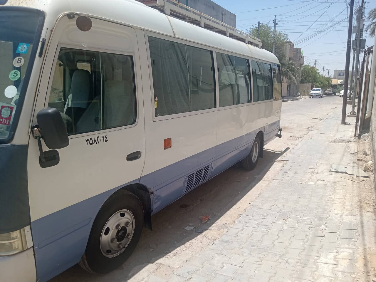 السلام عليكم كوستر 2004رقم بصرة دولي وهزه جديده تبريد محور السعر 160 مكانها البصرة الاتصال علئ ***********
