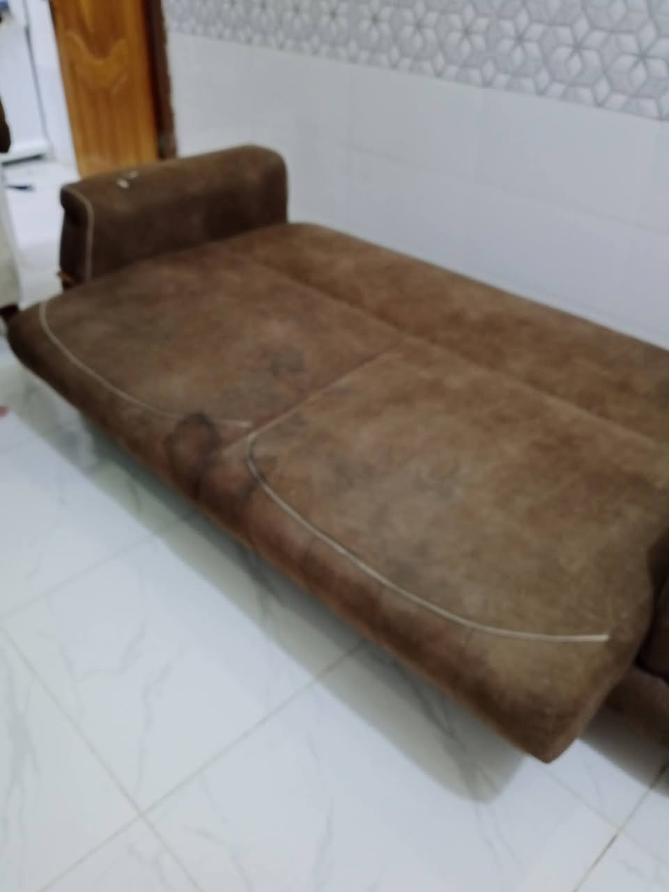 نص تخم ٥ مقاعد سرير ومخزن قنفه ثلاثيه وكرسين سعر ١٨٠


**إذا كنت صاحب هذا الإعلان وتريد حذفه لأي سبب، رجاءا أرسل رسالة إلى الدعم الفني**