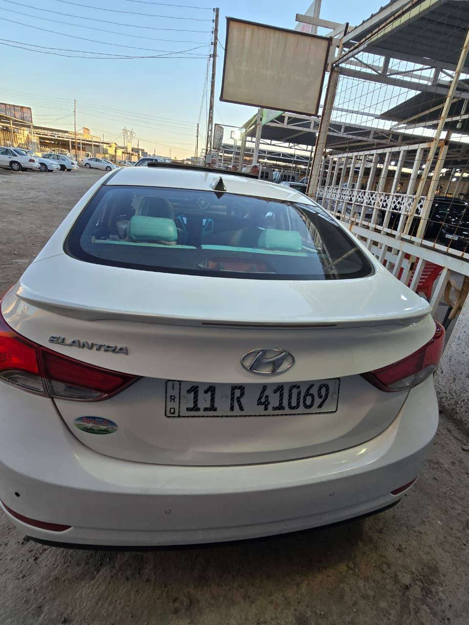 سلام عليكم النترا خليجيه موديل 2014 خليجي رقم بغداد محرك 2000 دوش كير محرك عشركه بيهه جاملغ أمامي
السعر ١١٨
***********
