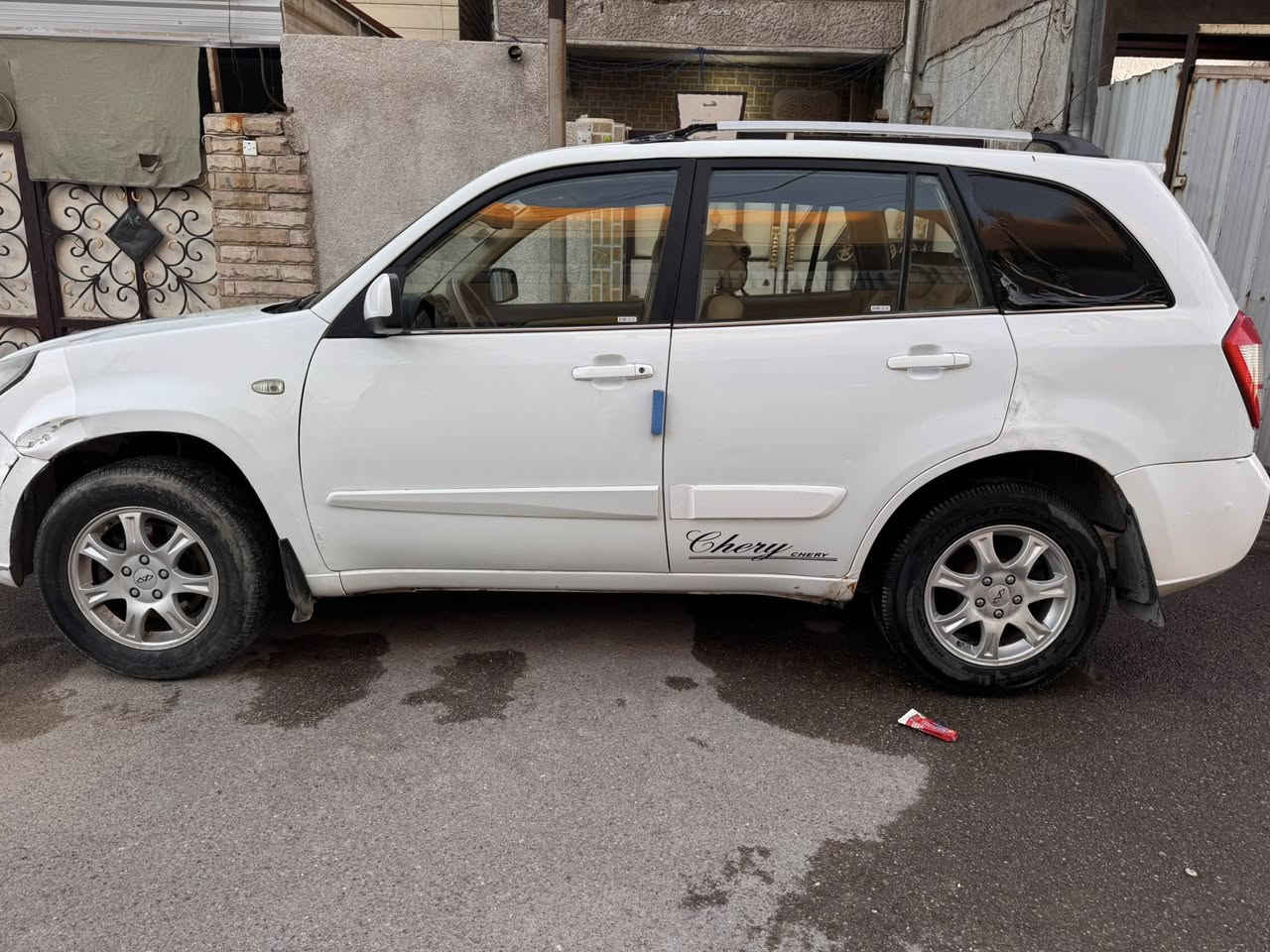 تيكو 2012 شكل 13 كير ومحرك كامري ( المرغوب ) ابو الكف السيارة مال بيت نصبتها حلوة تبريد تدفأة جيد جدا سحبها حلو كهربائيات بيها نقوصات بسيطة ( كيج بانزين وكيلومتر ميشتغلن وتحكم المري بس من يم السابق ( السعر 53 وبيها مجال بسيط الرقم مشروع وطني تحويل باي مكان والسيارة باسمي ورقم انكليزي جديد مكاني المنصور او الطوبجي 

واتساب 

***********
