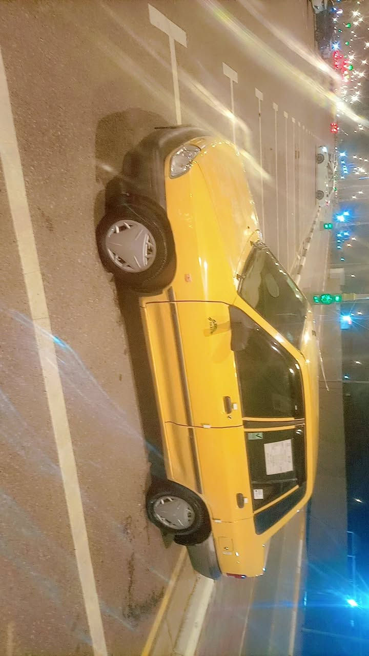 سلام عليكم سايبه 2012  سياره حلوه تبريد شغال حداديه جديده مسفره هيا وغرامات السنويه لل 28 ماكينه بيها خيط بخار مكان السياره كربلاء السعر 29 بها مجال‏‪***********‬‏
