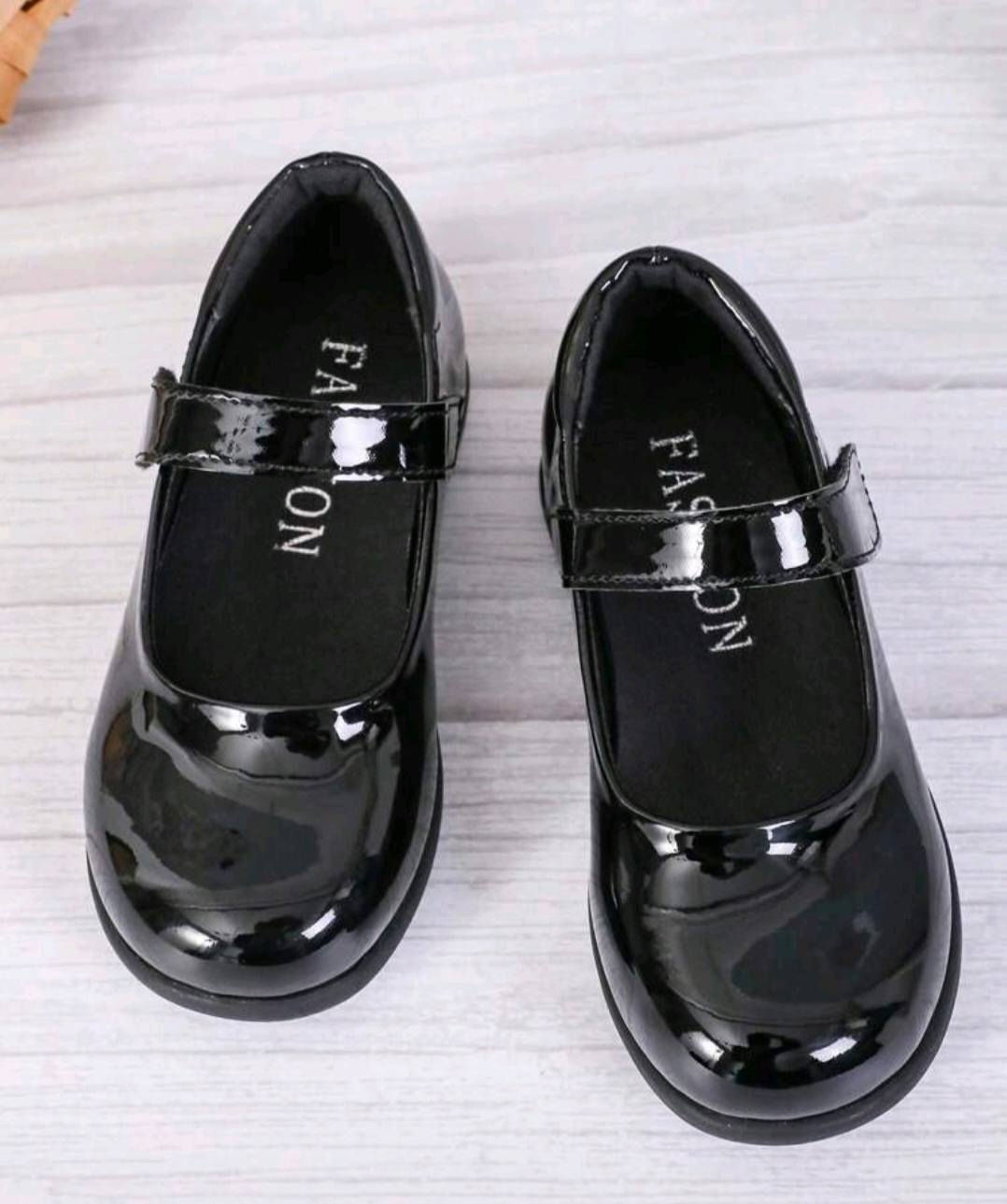 احذية اطفال شي ان من الموقع الاصلي
بنص سعر الموقع


**إذا كنت صاحب هذا الإعلان وتريد حذفه لأي سبب، رجاءا أرسل رسالة إلى الدعم الفني**