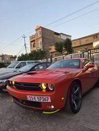 للبيع دوج جالنجر 2022 اصل   لون مميز اورنج  فئه سياره GT  ضرر جاملغ وب...