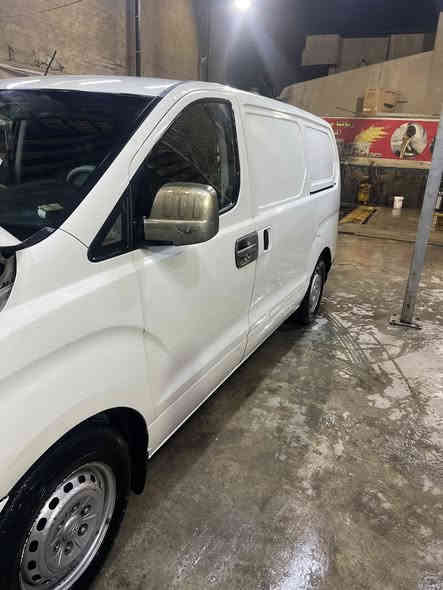 السلام عليكم استاركس فان 2011 للبيع /السياره جاهزه من كل شي/ مكينا مفتوح 3000 سوبر مشترك /السياره تبريد قطعتين /السياره مصبوغه عام بسبب التغليف /بيها ضربه بالجاملغ خلف السائق
السعر المطلوب 112$ وبيها مجال بسيط  السياره باسمي تحويل ثاني يوم/المكان بغداد البلديات 
***********
***********
