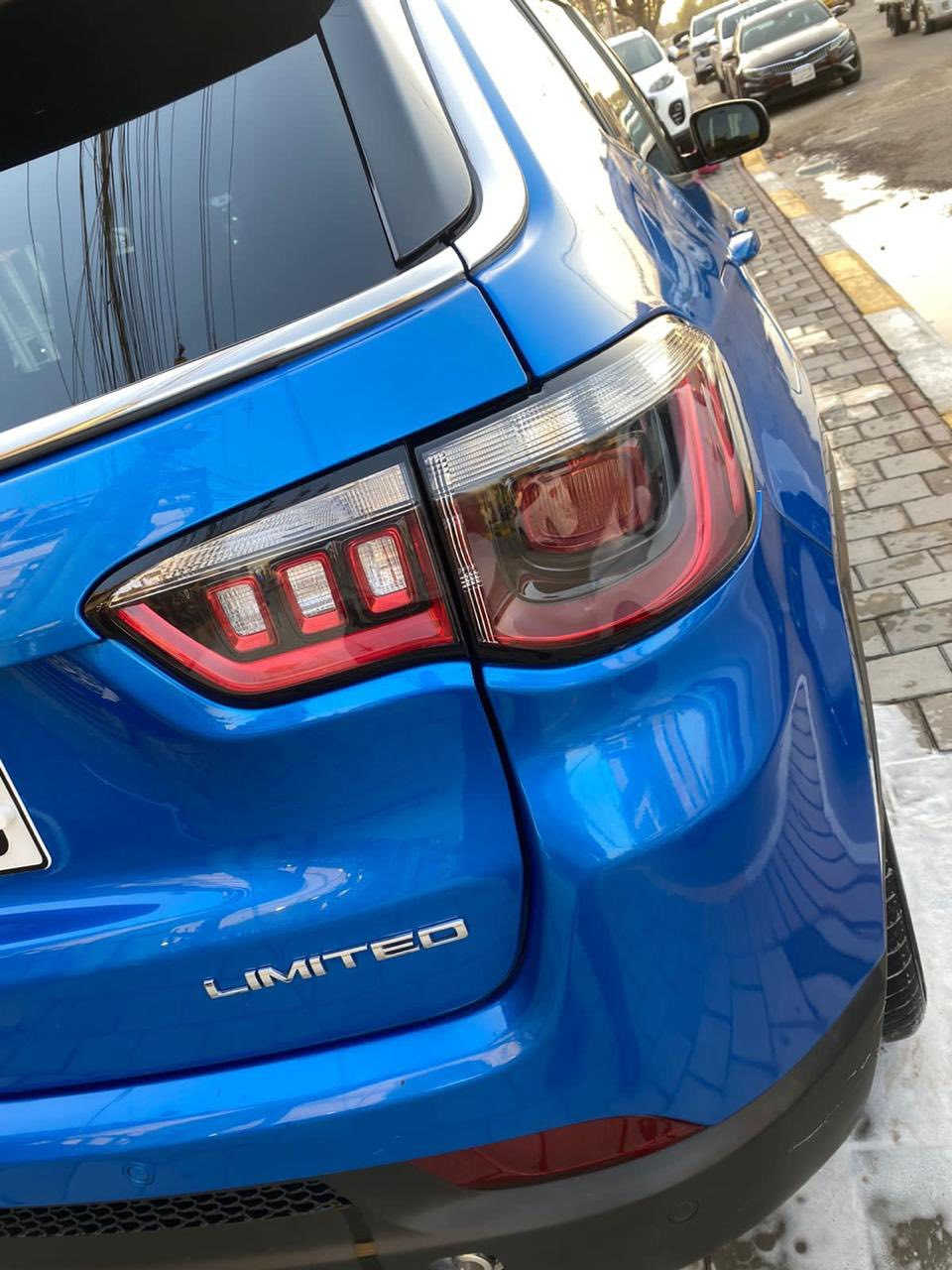 جيب كومباس موديل ٢٠٢١ كامل مواصفات عدى الفتحة لمتد حادثها كما موضح بالصورة جاملغات ثنين و الشراي اتصل على هذا الرقم 
***********
