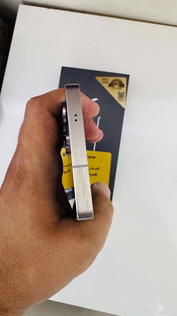 سلام عليكم
S25 ultra 
الذاكرة 512 
لون اسود 
نظافة الجهاز 100% بدون اي شخط مثل الجديد 
اساسا بعده داخل الضمان 
وكالة عين الفهد 
مكاني بغداد الغزالية
السعر مليون و٤٠٠ وبية مجال جدا بسيط


**إذا كنت صاحب هذا الإعلان وتريد حذفه لأي سبب، رجاءا أرسل رسالة إلى الدعم الفني**