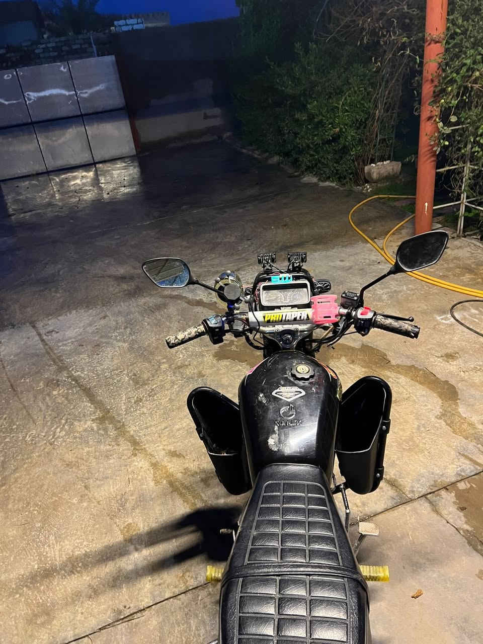 سلام عليكم ما طور. سيفان موديل23الماطور نضسف حيل ومحرك    ما مفتوح بس بي دخن خفيف بدايه وسعره مناسب الرقم***********
