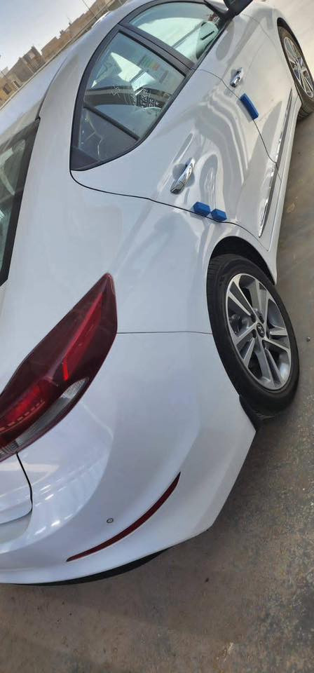 السلام عليكم
النترا 2019 سوبر خليجي
فول مواصفات للاخير 1/1
مكينة 2000 دوش 
السياره جديده على ايدي ماخذها من الزيرووو 
ماشيه 88 الف حقيقي 🔓🔔
مواصفات: 
فتحة
بصمه تشغيل وابواب وصندوق 
ترحيب عند الاقتراب 
مري شفط اشاير بلمري
داخل صاج
جلد
قطعتين تبريد 
لد نهاري
حساس امامي خلفي
شاشة و كامرة امامي خلفي
فول تحكم ستيرن
ويل بلادي 17
رقم بغداد بإسمي تحويل مباشر 
سيارة جديده بلعافيه ع الياخذها 

رقمي موجود 
تصل وبيك خير وتدلل ***********
