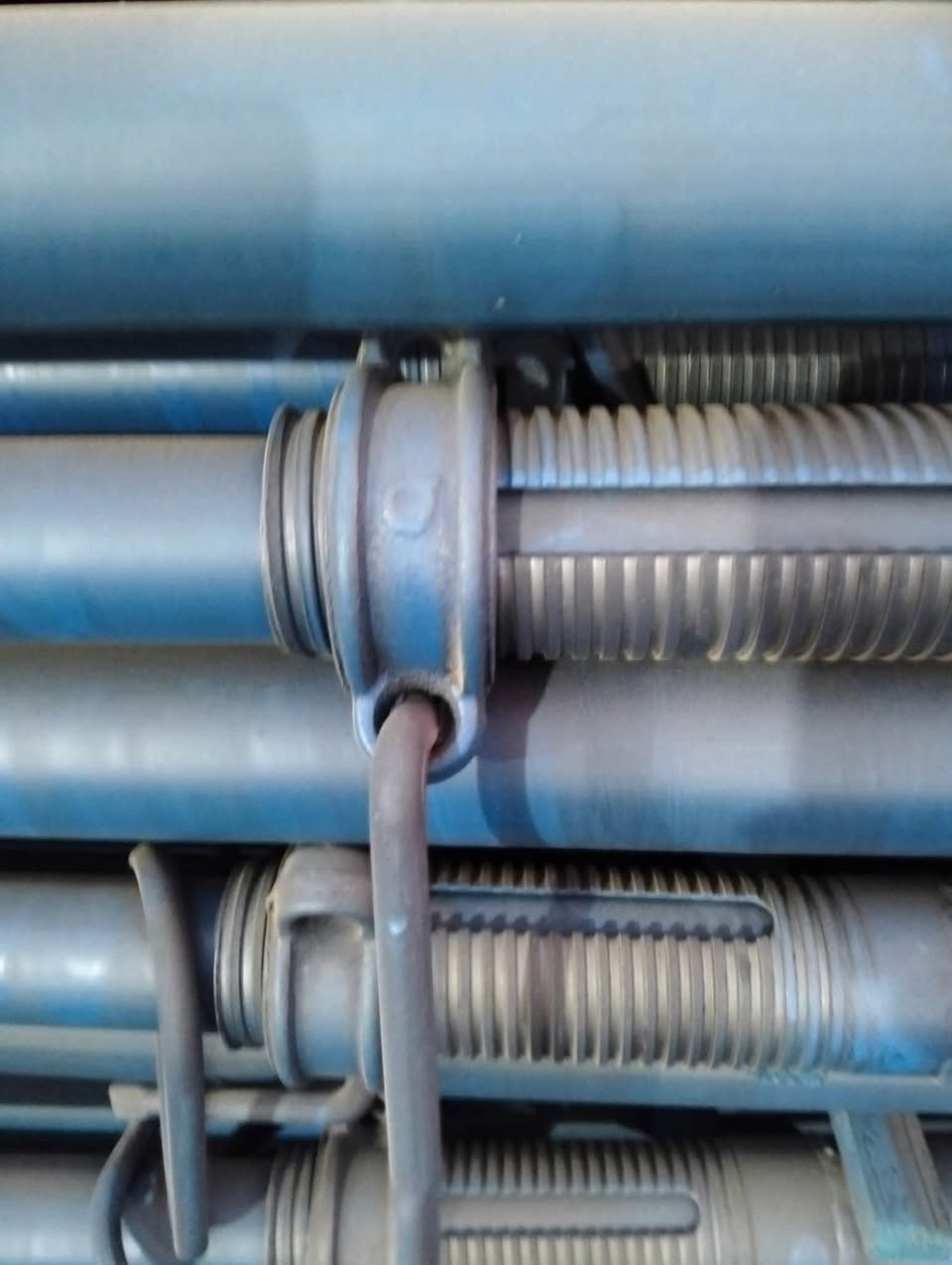 ِسْمِ اللهِ الرَّحْمٰنِ الرَّحِيم
وعلى بركة الله

🔷 بيع وتأجير السكلات بجميع أنواعها 🔷
(جملة ومفرد)
بأنسب الأسعار

⸻

🏗️ السكلات والجكات

▪️ سكلات مستوردة وعراقية
▪️ سكلة فنية (البوري – القفيص – كابلوك تركي)
▪️ سكلات إيرانية
▪️ جكات عجمان مستعملة
▪️ جكات حاضن جديدة (سن خشن)
▪️ دنك صب بجميع القياسات

⸻

🧱 سبيسر خرساني

لرفع الحديد عن الخشب وعن الأرض
▪️ 60 سم – ارتفاع مترين
▪️ 80 سم – ارتفاع مترين
▪️ 90 سم – ارتفاع مترين
▪️ 120 سم – ارتفاع مترين
▪️ 90 سم – ارتفاع 3 متر

⸻

🪵 أخشاب وحديد

▪️ دراب خشب روسي
الطول 4 م – العرض 25 سم – السمك 5 سم

▪️ دراب حديد كوري
(3 متر و 4 متر)

⸻

🛠️ معدات وأدوات

▪️ عربانة البوري
(حديد 3 ملم – البليت 2 ملم – ثقيلة – تاير دراجة حجم 350)

▪️ دريل كسار
▪️ دريل تقشير
▪️ كوسرة

▪️ قفاز
▪️ حادلة
▪️ هزاز
▪️ ساقولة
▪️ فابريتر

▪️ تخم تاير سكلة أبو القفل

▪️ ونچ إيطالي أصلي أبو الختم
(500 كغم) مع عرباين تسكام درجة أولى

▪️ درج كهرباء سلايت فايبر كلاص

⸻

🚚 توصيل إلى جميع المحافظات
📍 العنوان: بغداد

📞 للاستفسار والطلب الاتصال بالأرقام التالية:
📱 ***********
