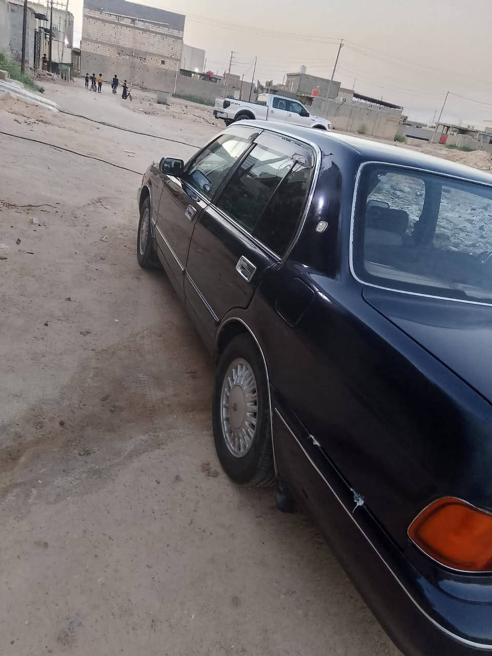 السلام عليكم كراون للبيع موديل 2000 سياره جاهزة مكفوله من الكص ولنقل سياره جاهزه حداديه تخم تاير تبريد السياره مكفوله ماعده ضربه بجاملق الايمن هاذه الاسيا بي وتساب ***********,,,,,,,,,, ***********
