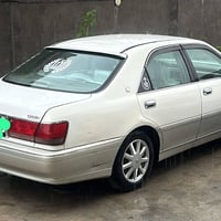 تويوتا كراون • كرستال اصل • بصره