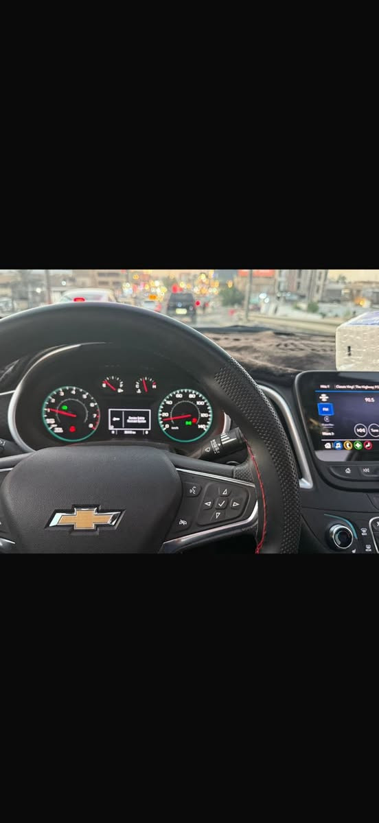 السلام عليكم ماليبو موديل 2024 للبيع حادث فقط بنيد مبدل ومصبوغ وجاملغ بارد فقط ماشيه 23 رقم بغداد مكفول اللغد والشاصي والكهربائيات وكير ومكينه وجاهزه تخم تاير صدر خلفي امامي تدفئه تبريد مواصفات السيارة بانوراما بصمه تشغيل عن بعد سايد بريك بصمه قطعتين تبريد تدفئة كشنات والسياره ما بيه سيرفس ابد ومابيهه نقص العنوان بغداد حي الجهاد السعر 150 وبيهه مجال 
***********
