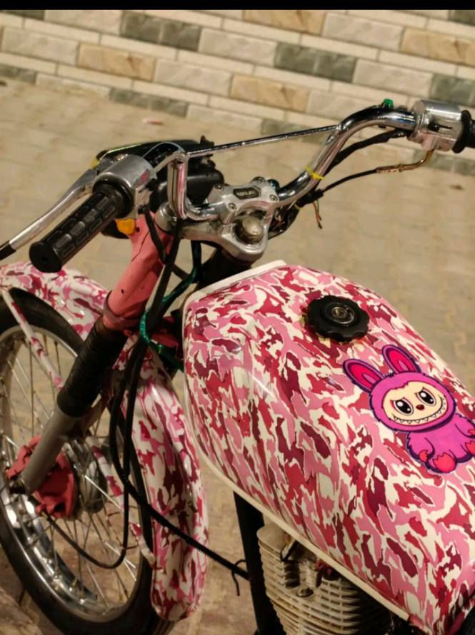 دراجه  حربيه للبيع سعر 450وبيها مجال حك جيه الاستفسار ***********
