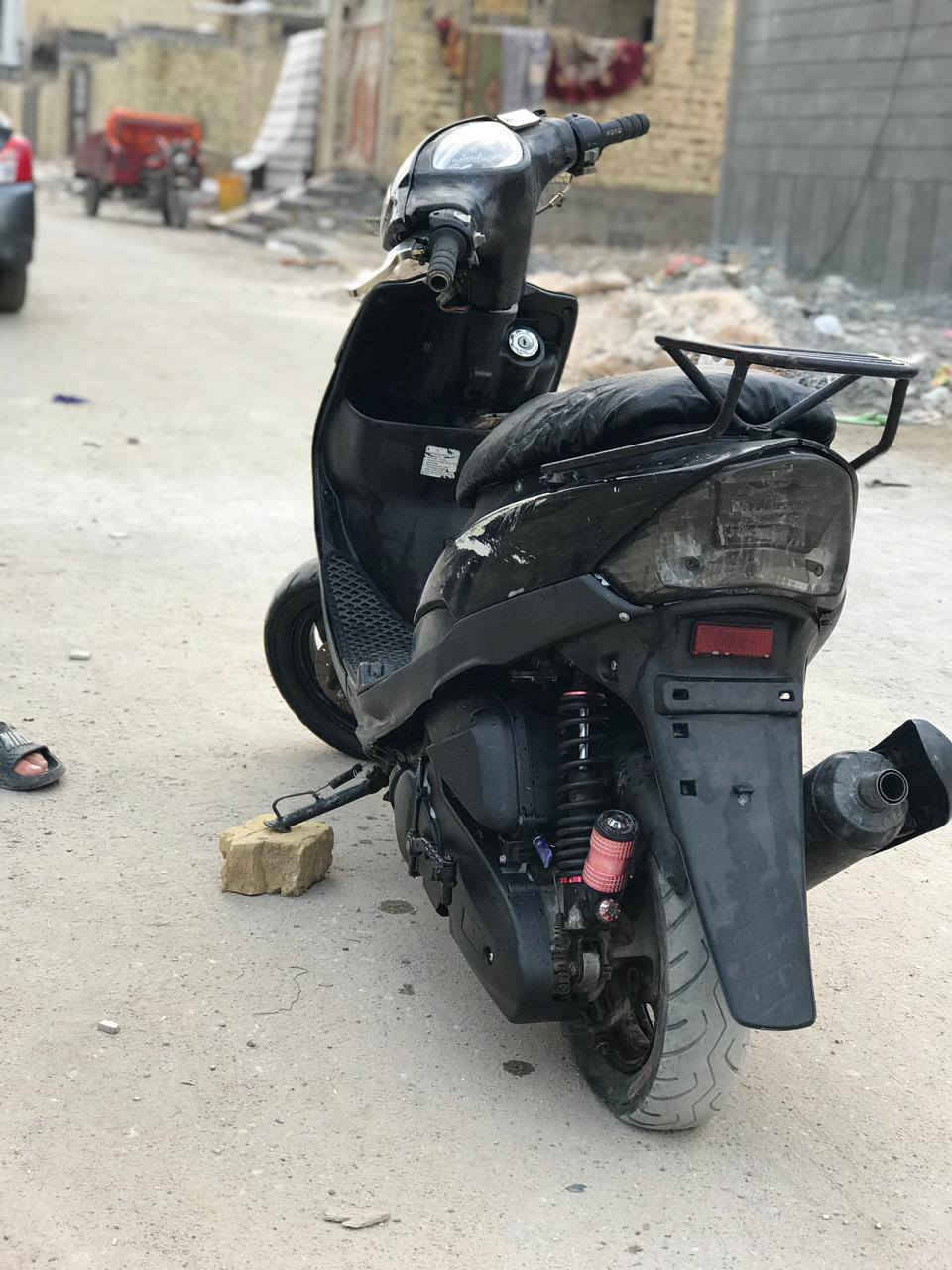 سلام عليكم ماكس عدلة كفالة .مبدل بيها بس زنجيل . كلها شغالة بيها تزويد
شيال RBM
بدأت بريك كوسو 
صالنصة افم ام
سعرها 475
مكاني حي الغدير 
***********
