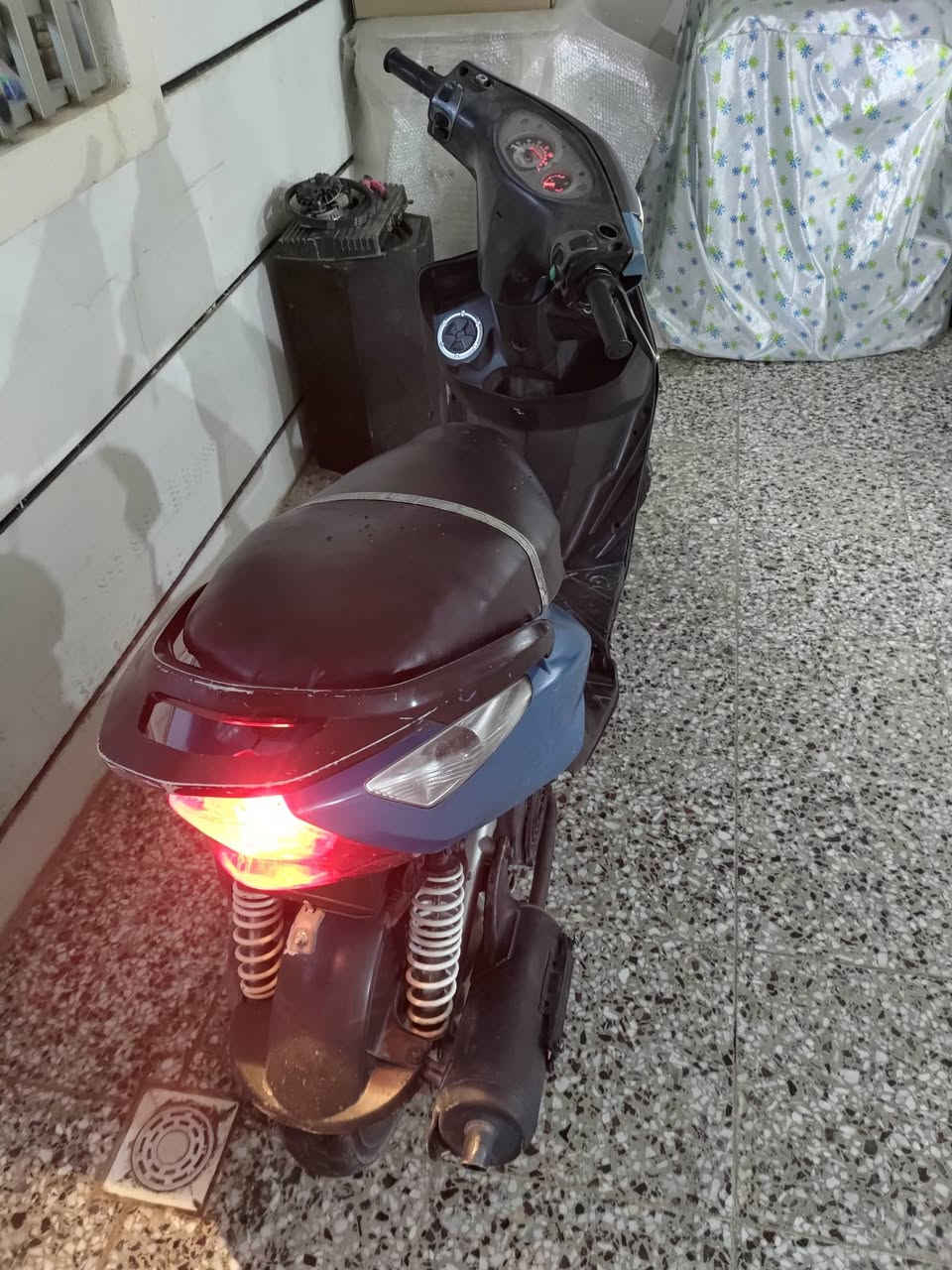 ماكس ثعلب جي تي ار كفرات بلادية مكينة بلادية ناعمة كهربائيات كلها شغالة دبلات جدد تايرات جدد المهم مدري شبيها تشتغل وتطفه من كيفها يمكن كابريتر تعبانة سعر 550 وبيها مجال مكاني بغداد رقمي ***********
