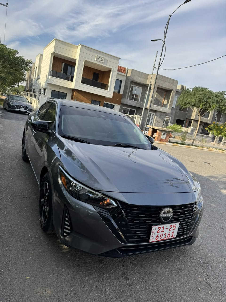 سلام عليكم للبيع نيسان سنترا ٢٠٢٤ وارد امريكي موصفات svاخت الكلين بارد صغير بل جاملغ فقط بدون بدواخل   ماشي ٣ ميل فقط زيرو مكفوله من كلشي بدون رقم يترقم شمالي فقط  سعر ١٥٣ مجال بسيط جدا للشراي اتصال بل رقم *********** مكان ديالى خانقين رقم شاصي مرفق مع الصور
